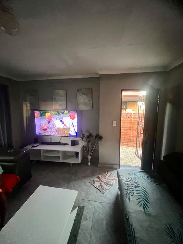 2 Bedroom Property for Sale in Philip Nel Park Gauteng