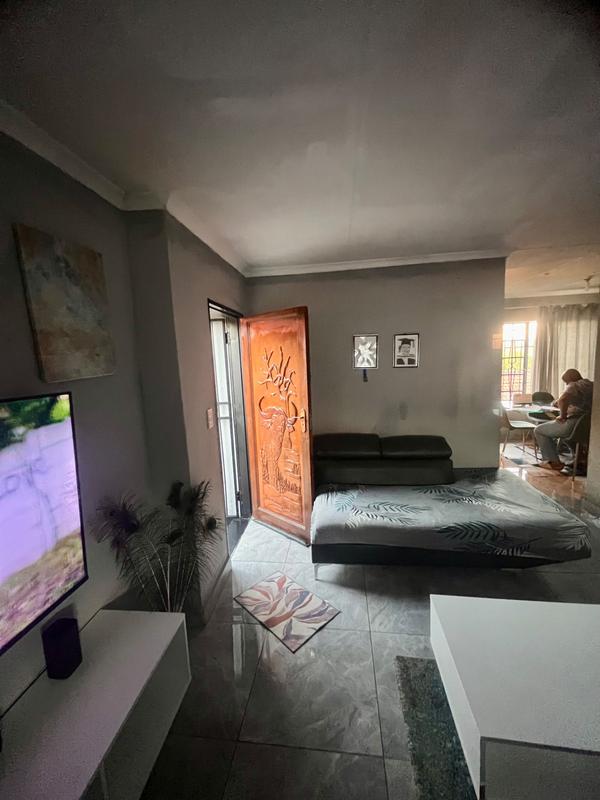 2 Bedroom Property for Sale in Philip Nel Park Gauteng