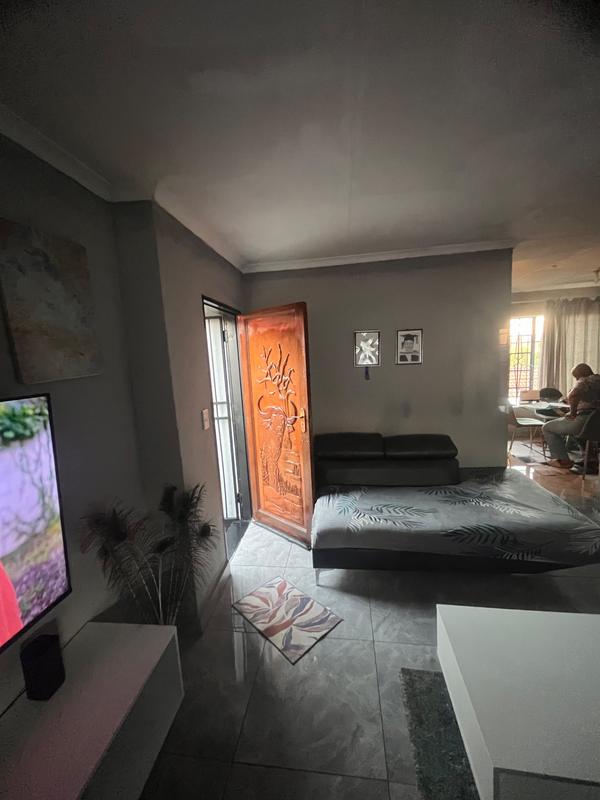 2 Bedroom Property for Sale in Philip Nel Park Gauteng