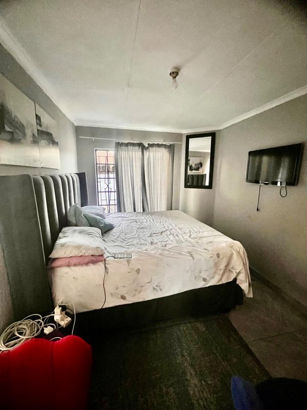 2 Bedroom Property for Sale in Philip Nel Park Gauteng