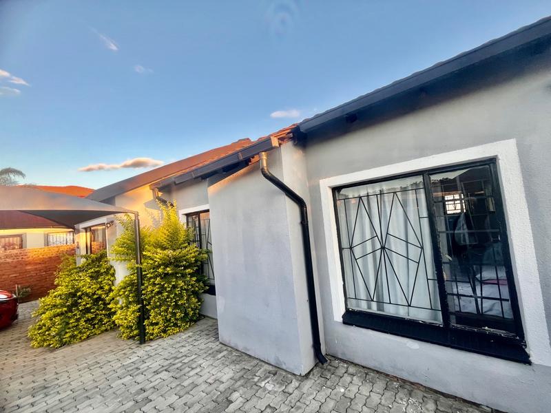 2 Bedroom Property for Sale in Philip Nel Park Gauteng