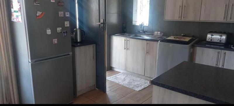 3 Bedroom Property for Sale in Elandspark Gauteng