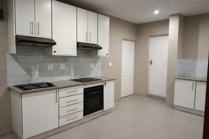 1 Bedroom Property for Sale in Jan Hofmeyer Gauteng