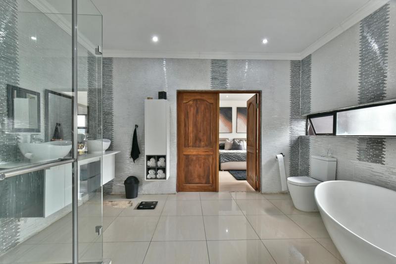 4 Bedroom Property for Sale in Eye of Africa Gauteng