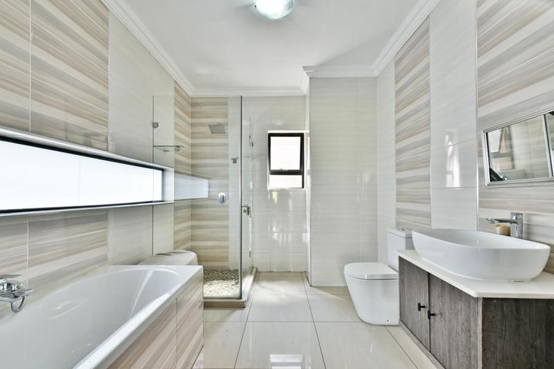 4 Bedroom Property for Sale in Eye of Africa Gauteng