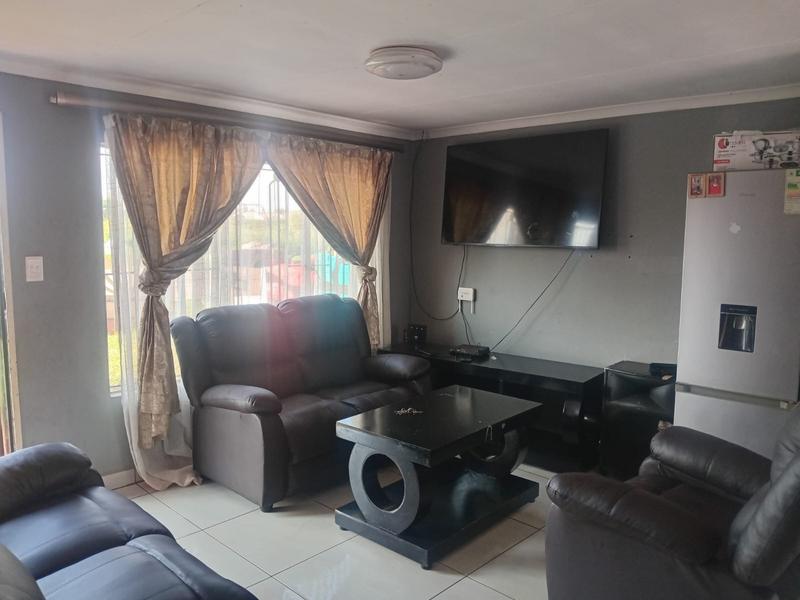 2 Bedroom Property for Sale in Vosloorus Gauteng