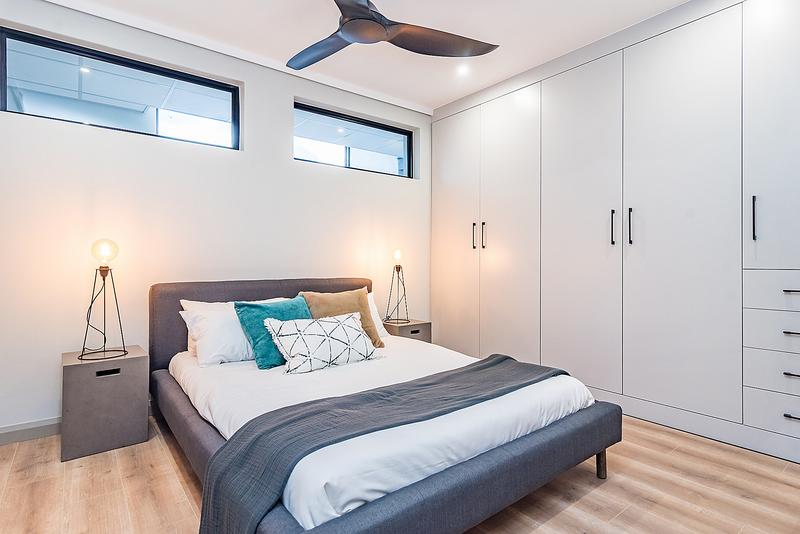 To Let 2 Bedroom Property for Rent in Midfield Estate Gauteng