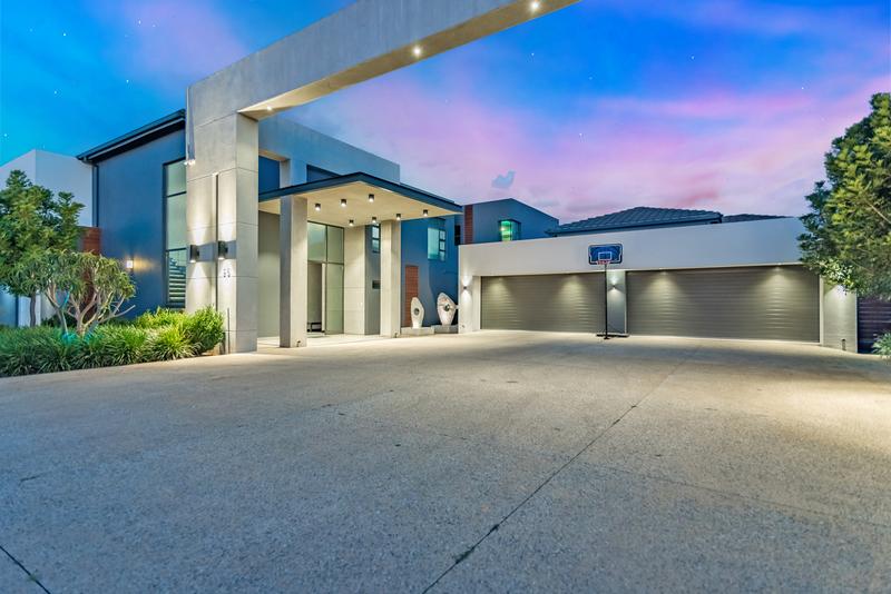5 Bedroom Property for Sale in Midstream Ridge Gauteng