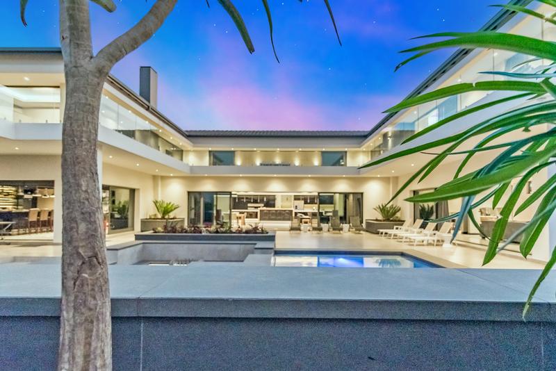 5 Bedroom Property for Sale in Midstream Ridge Gauteng