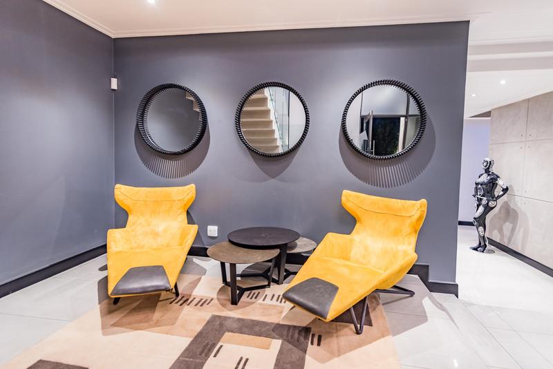5 Bedroom Property for Sale in Midstream Ridge Gauteng