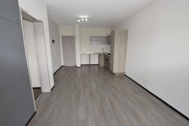 To Let 1 Bedroom Property for Rent in Broadacres Gauteng