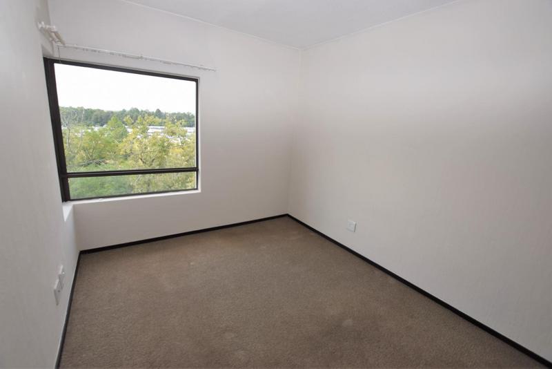 To Let 1 Bedroom Property for Rent in Broadacres Gauteng