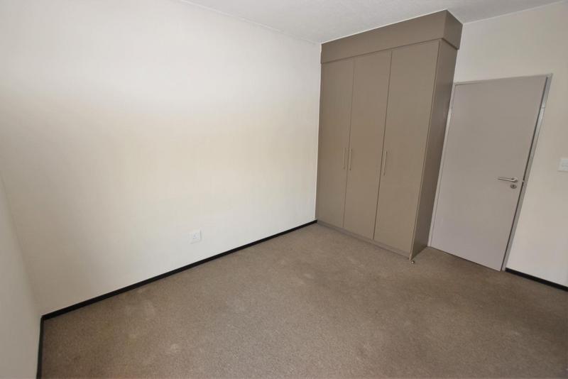 To Let 1 Bedroom Property for Rent in Broadacres Gauteng