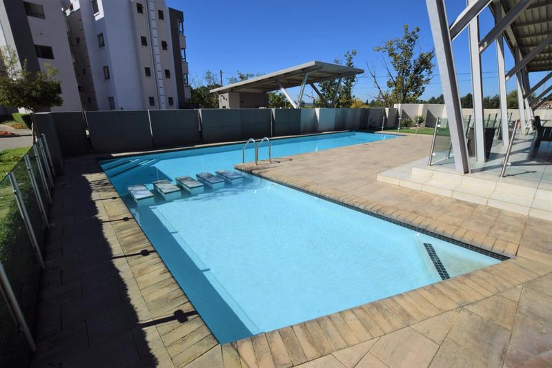 To Let 1 Bedroom Property for Rent in Broadacres Gauteng