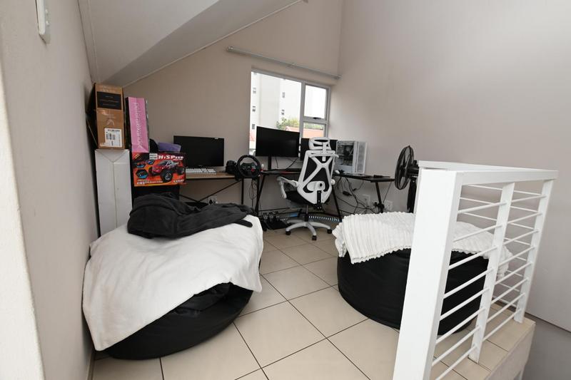 1 Bedroom Property for Sale in Morningside Gauteng