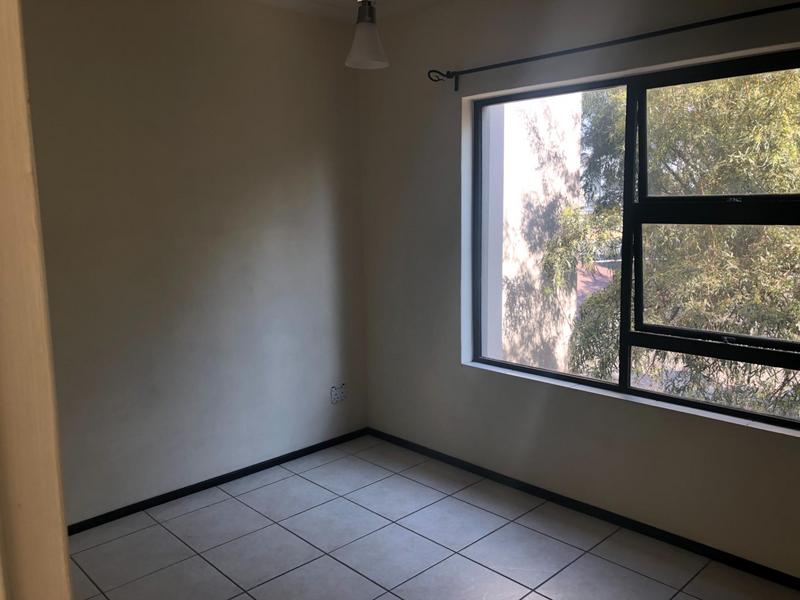 To Let 2 Bedroom Property for Rent in North Riding Gauteng