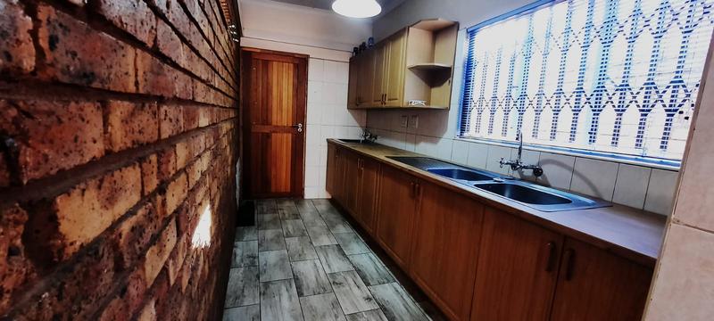 To Let 3 Bedroom Property for Rent in Wierda Park Gauteng