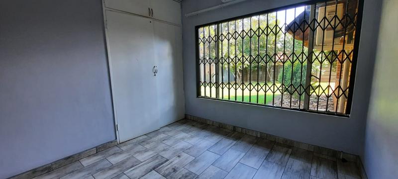 To Let 3 Bedroom Property for Rent in Wierda Park Gauteng