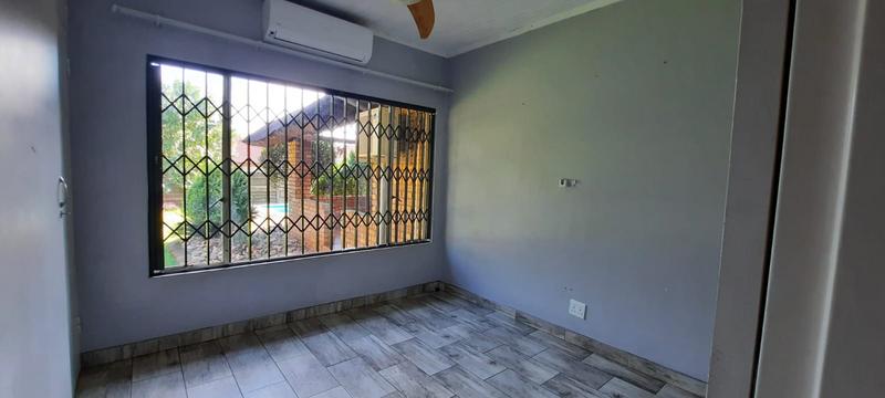 To Let 3 Bedroom Property for Rent in Wierda Park Gauteng