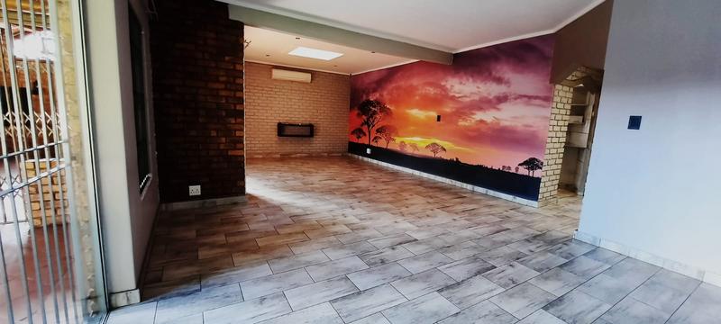 To Let 3 Bedroom Property for Rent in Wierda Park Gauteng