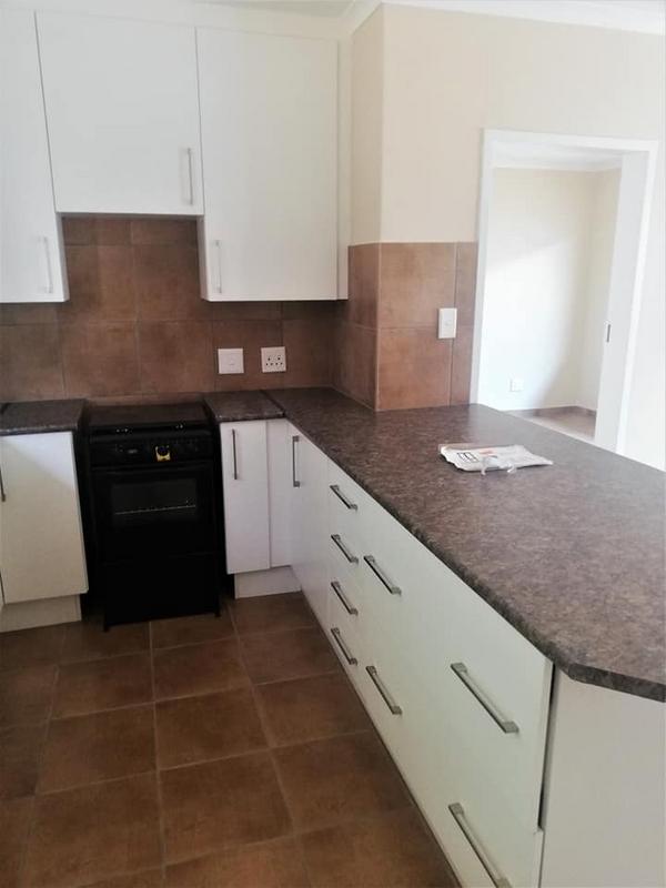 To Let 1 Bedroom Property for Rent in Primrose East Gauteng