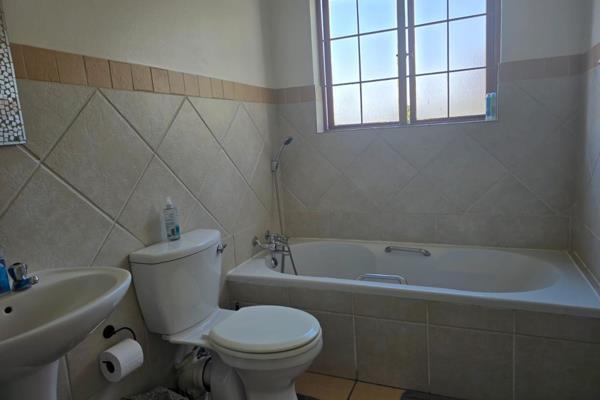 3 Bedroom Property for Sale in Sharonlea Gauteng