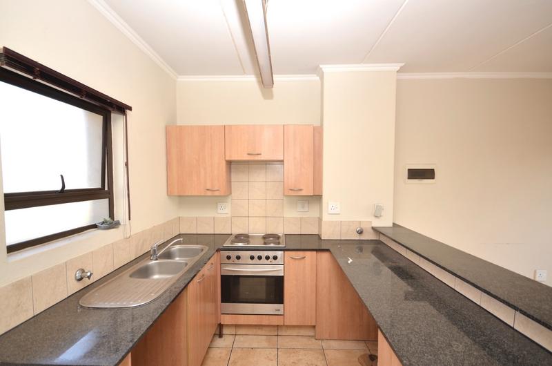 2 Bedroom Property for Sale in Sunninghill Gauteng