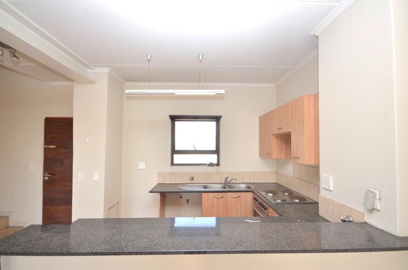 2 Bedroom Property for Sale in Sunninghill Gauteng