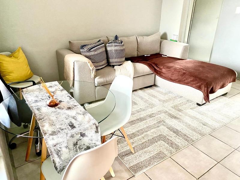 2 Bedroom Property for Sale in Witpoortjie Gauteng