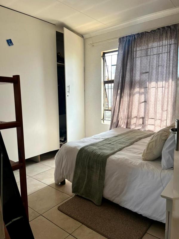 2 Bedroom Property for Sale in Bloubosrand Gauteng