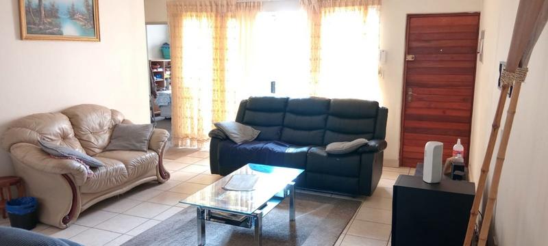 2 Bedroom Property for Sale in Glenanda Gauteng