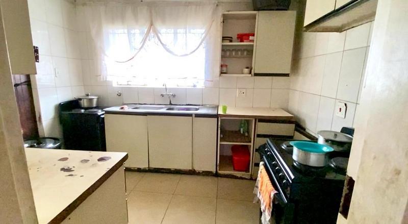 3 Bedroom Property for Sale in Lenasia South Gauteng