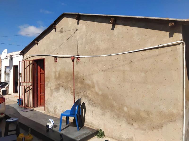 2 Bedroom Property for Sale in Mohlakeng Gauteng