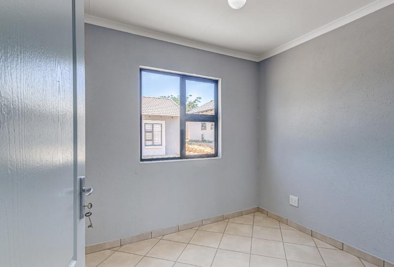 2 Bedroom Property for Sale in Crystal Park Gauteng