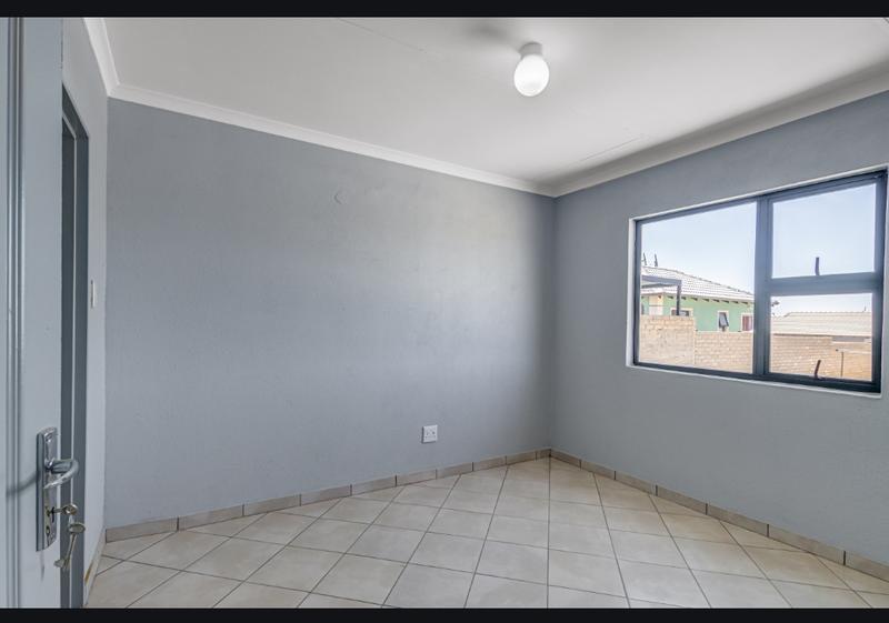 2 Bedroom Property for Sale in Crystal Park Gauteng
