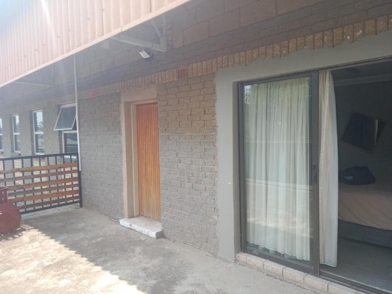 11 Bedroom Property for Sale in Geduld Gauteng