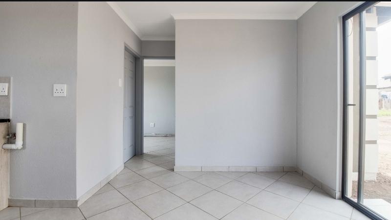 3 Bedroom Property for Sale in Selcourt Gauteng