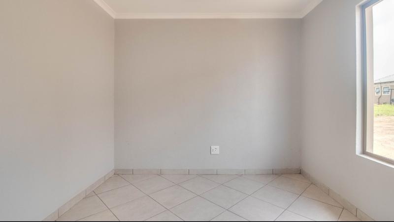 3 Bedroom Property for Sale in Selcourt Gauteng