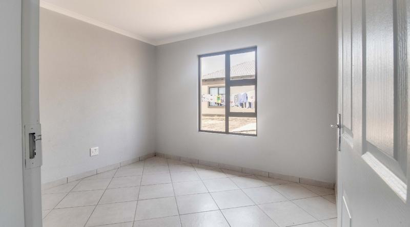 3 Bedroom Property for Sale in Selcourt Gauteng