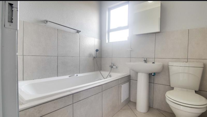 3 Bedroom Property for Sale in Selcourt Gauteng