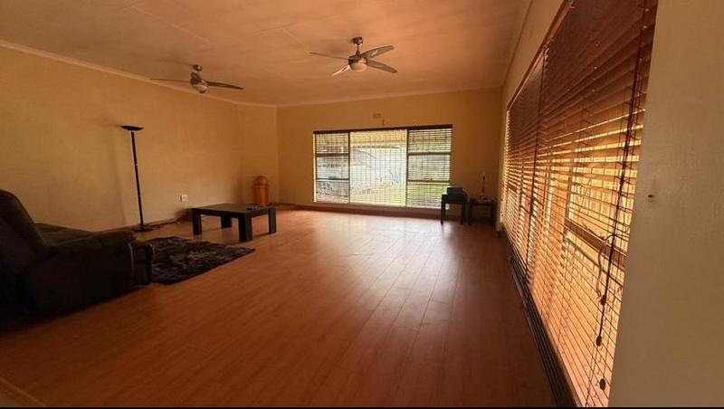 4 Bedroom Property for Sale in Kibler Park Gauteng