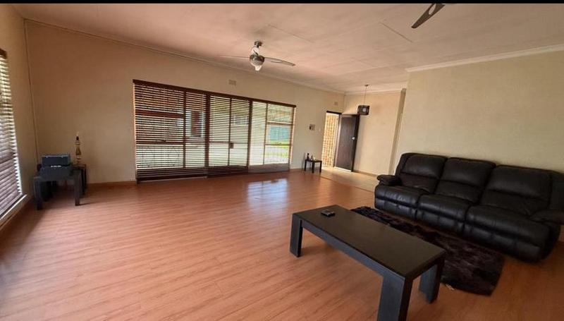 4 Bedroom Property for Sale in Kibler Park Gauteng