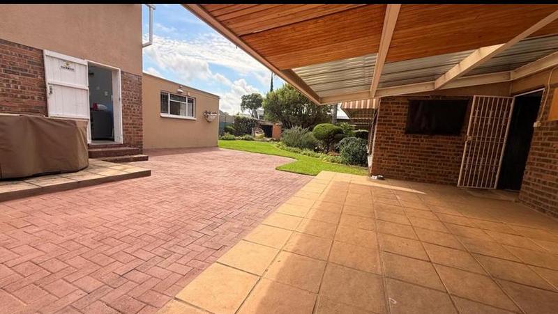 4 Bedroom Property for Sale in Kibler Park Gauteng