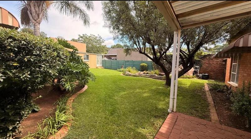 4 Bedroom Property for Sale in Kibler Park Gauteng