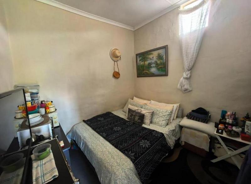 3 Bedroom Property for Sale in Linmeyer Gauteng