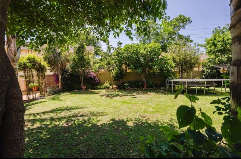 3 Bedroom Property for Sale in Linmeyer Gauteng