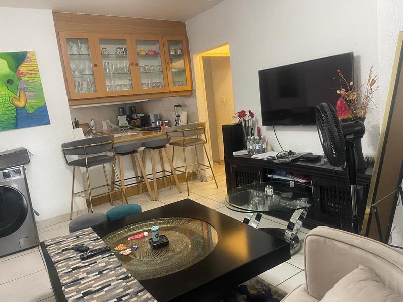 2 Bedroom Property for Sale in Mulbarton Gauteng