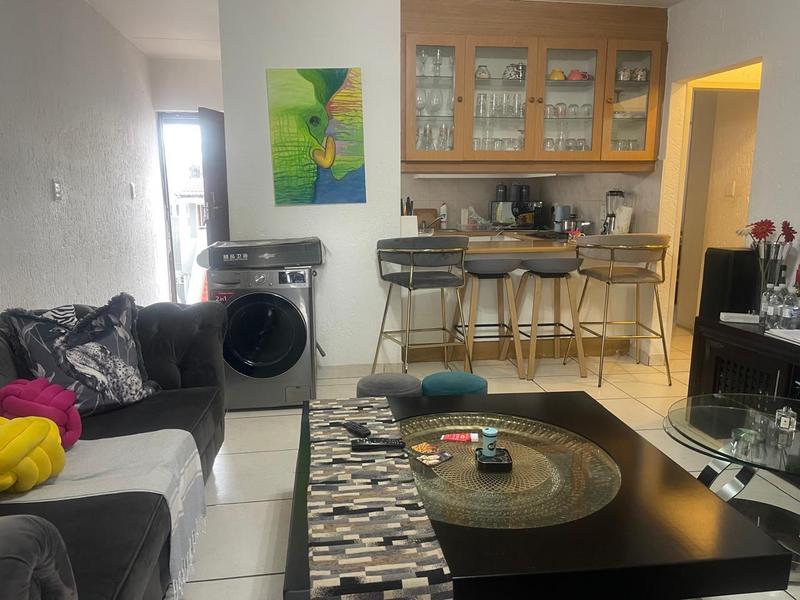 2 Bedroom Property for Sale in Mulbarton Gauteng