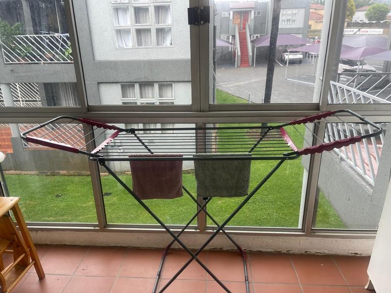 2 Bedroom Property for Sale in Mulbarton Gauteng