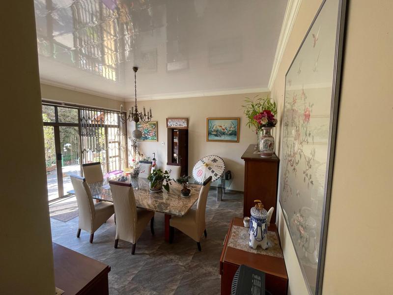 5 Bedroom Property for Sale in Johannesburg North Gauteng